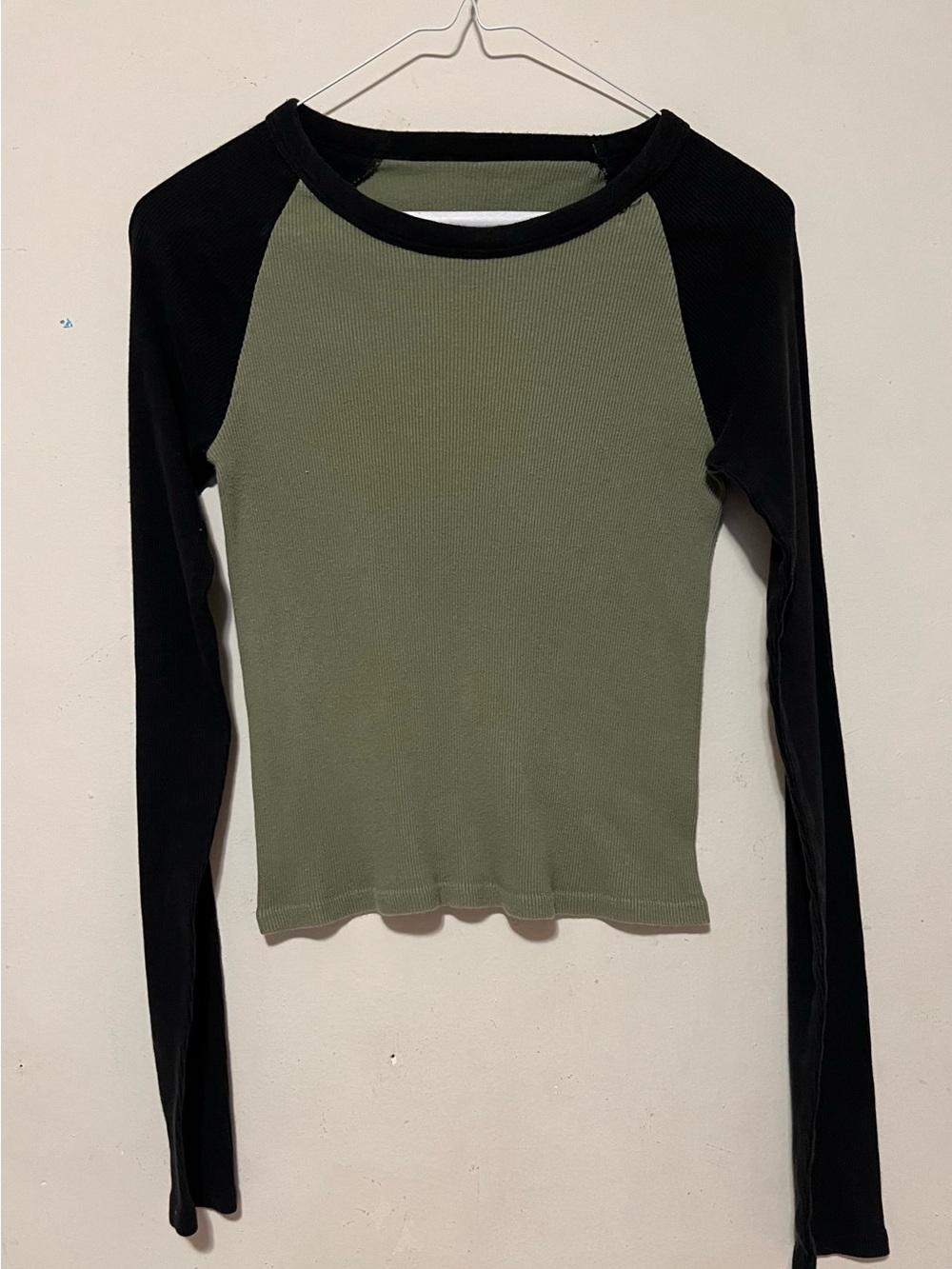 Brandy Melville Olive & Black Long Sleeve Ribbed Women's Top